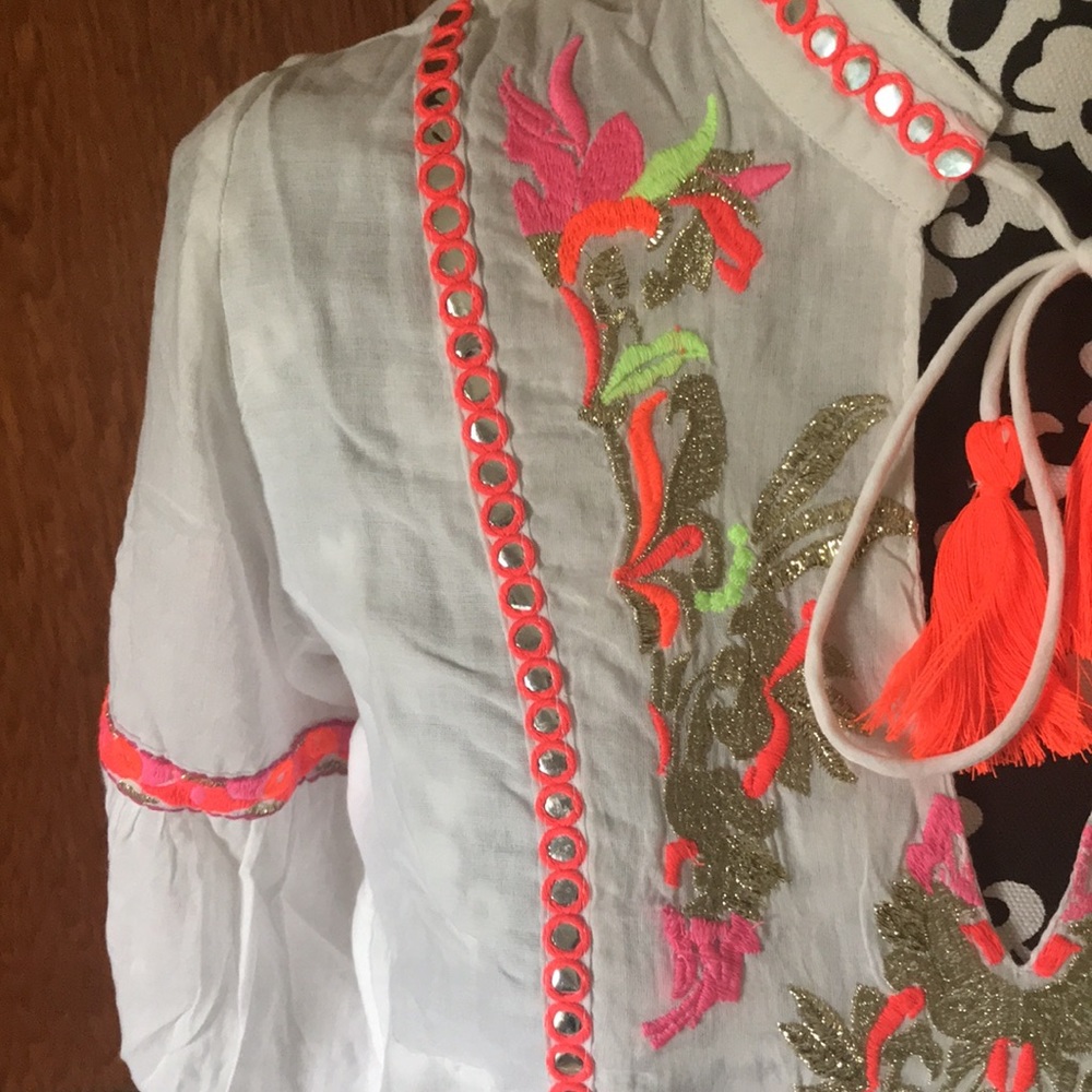 Pily Q Capri Embroidered Pink Crush Tunic XS/S NWT - Picture 5 of 15